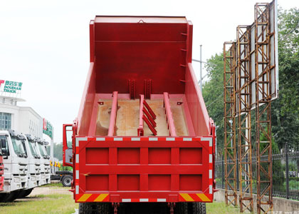 carriage of dump truck