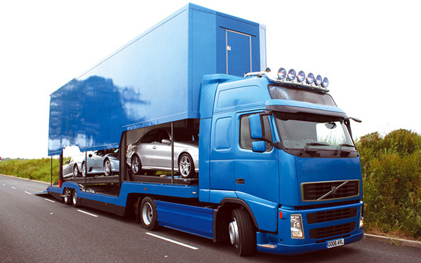 trailer and tractor of car transporter